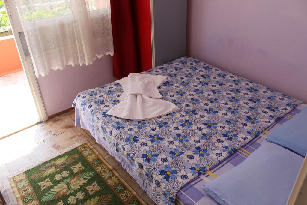 Eysan Pansiyon Akçay Room photo