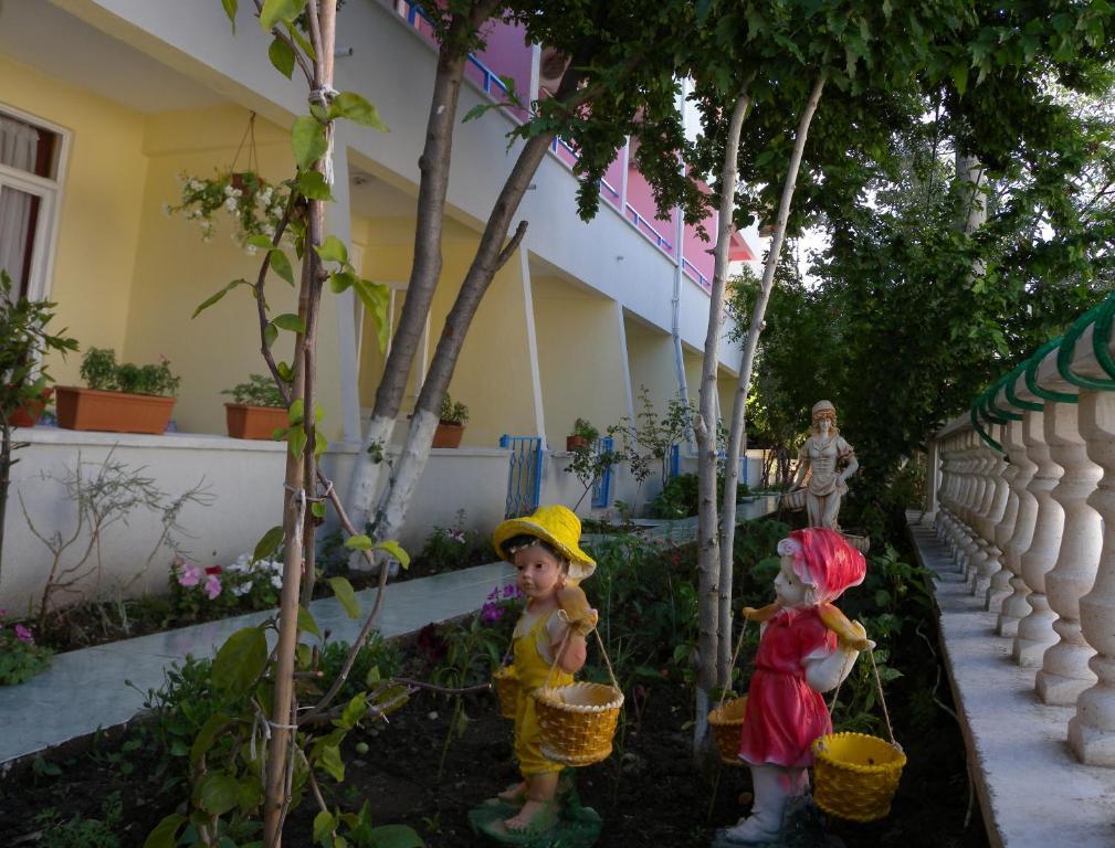 Eysan Pansiyon Akçay Exterior photo